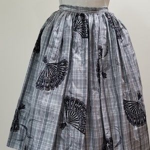 1950s black/white plaid skirt with flocked fans
